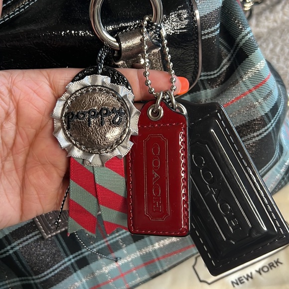 Coach - Picture 2 of 3